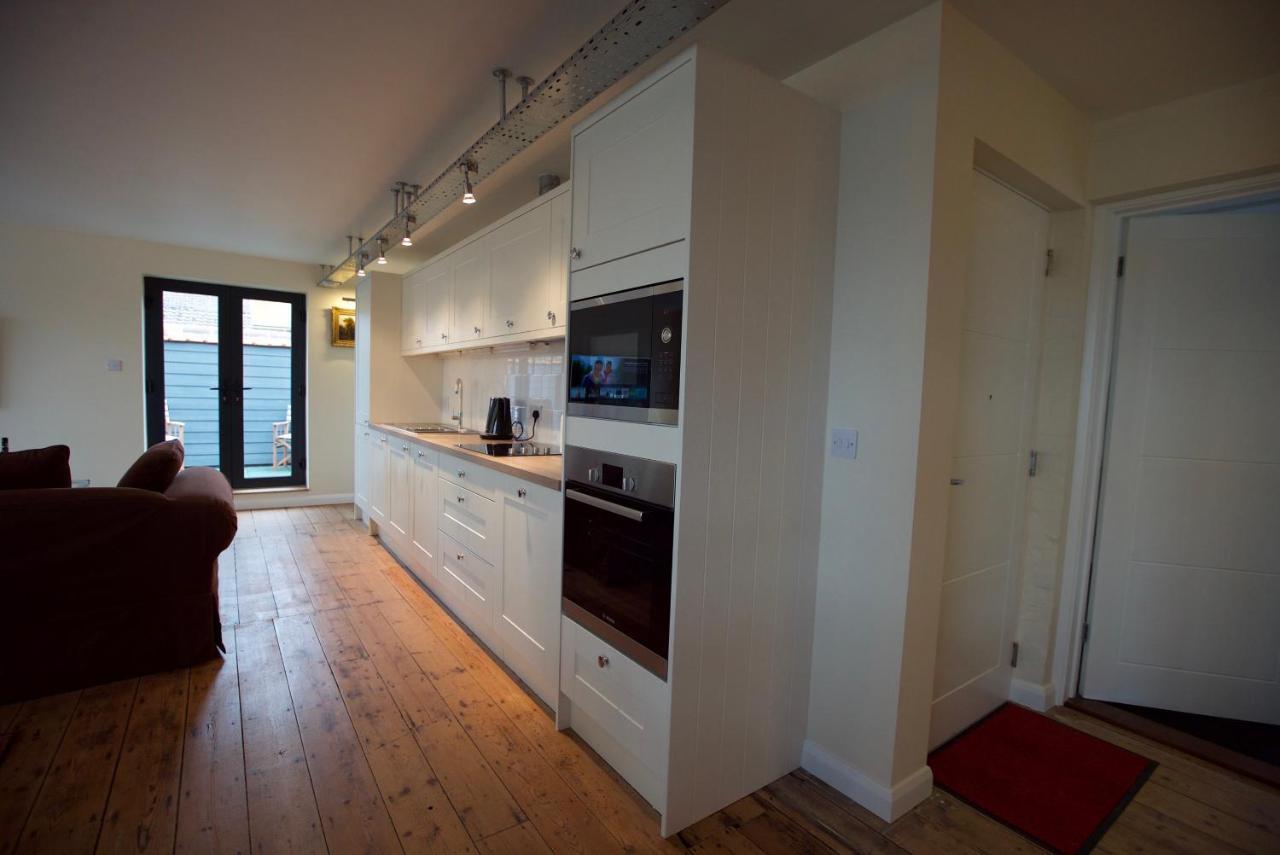 Spacious Apartment With Roof Terrace, Near The Waterfront, Ipswich Exterior photo